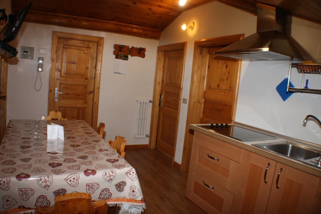 Casa Longa Apartment Livigno Ruang foto